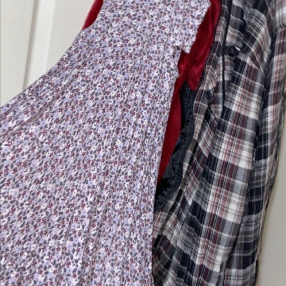 Dress - Picture 3 of 4